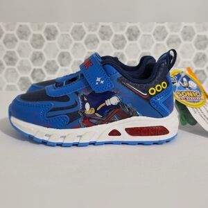 Sega Sonic the Hedgehog Toddler Boy Light-Up Athletic Shoes Size 7